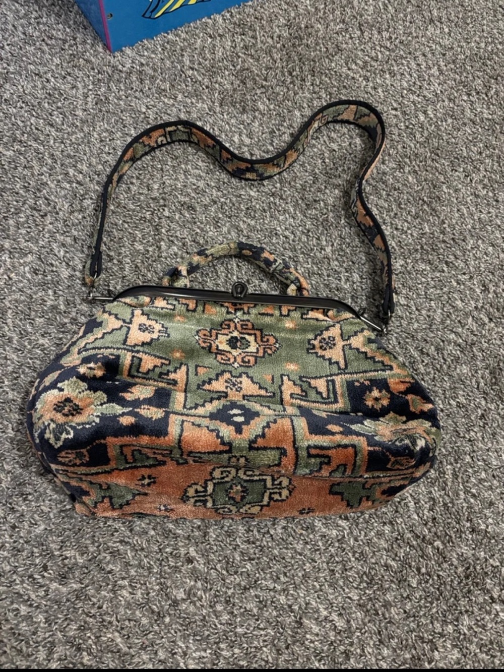 Carpet Bags England silkie vintage abstract snap closure boho shoulder bag purse